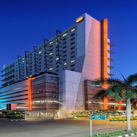 Harris Hotel And Conventions Kelapa Gading Jakarta Buitenkant foto