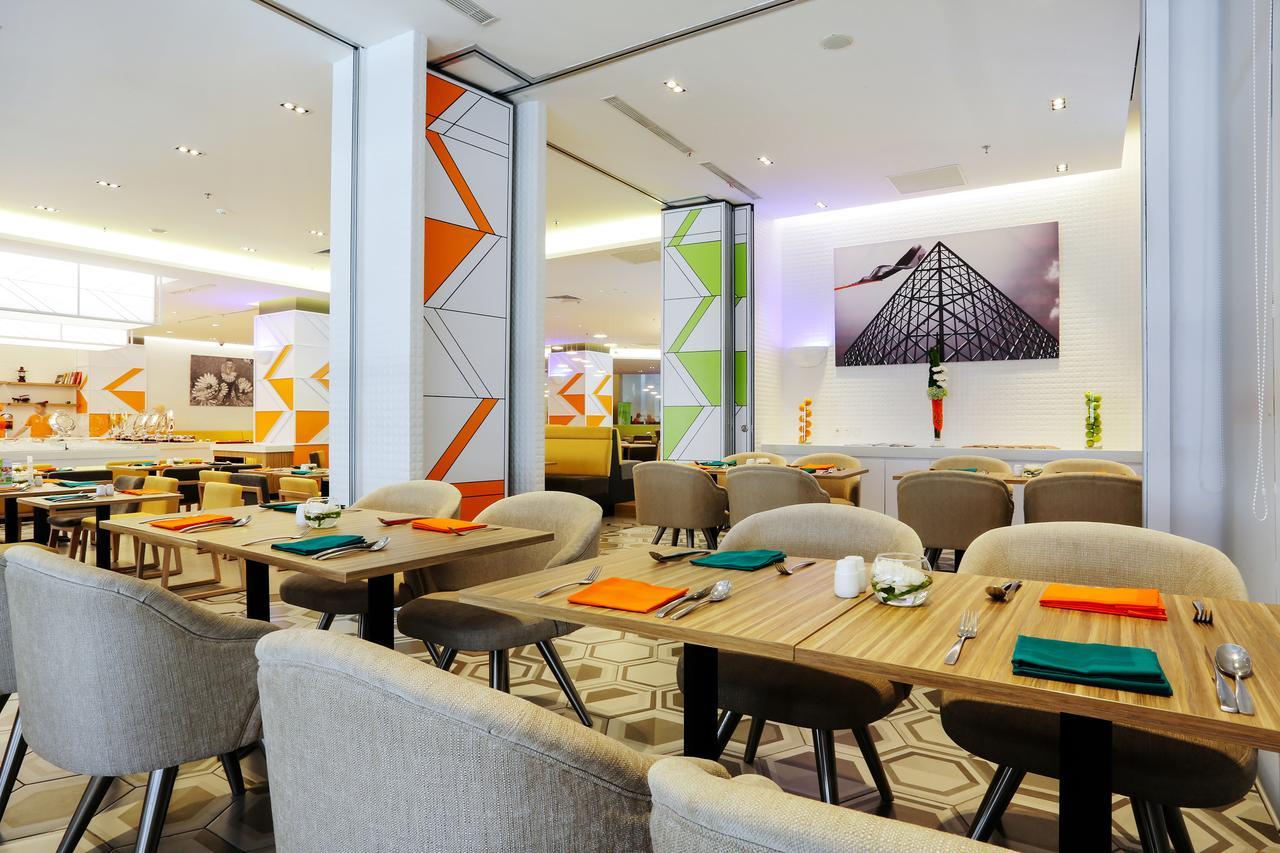 Harris Hotel And Conventions Kelapa Gading Jakarta Buitenkant foto